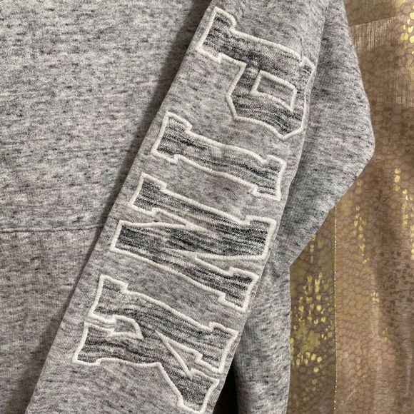 PINK Victorias Secret Gray 1/4 Zip Pullover Sweater, Medium - Picture 5 of 5